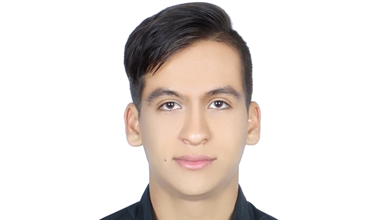 ناصر طالب زاده، دانشجوی پزشکی دانشگاه، رتبه دوم کشوری در آزمون علوم پایه را از آن خود کرد 